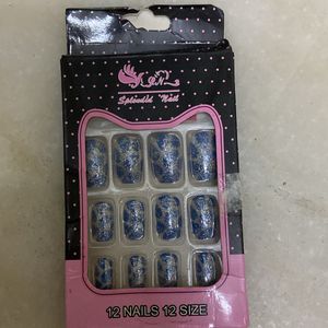 GLITTER FAKE NAIL WITH GLUE