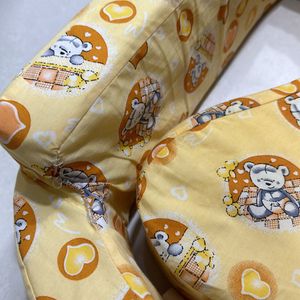 Babyhug Cotton Feeding Pillow