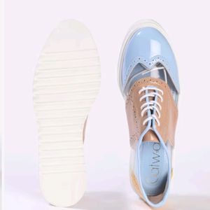 Catwalk Blue Dual-toned Cut-out Sneakers