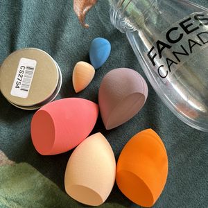 FACES CANADA BEAUTY BLENDER SET WITH JAR