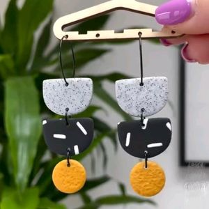 Pack Of 1 Earrings For Women