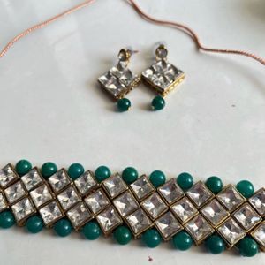 Green Necklace Set