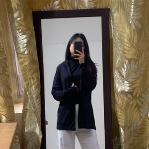 H and M Black Blazer