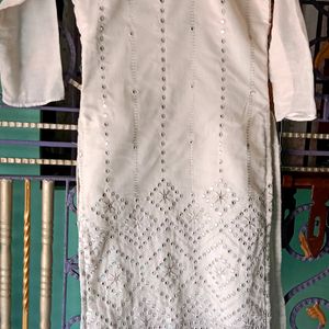 White Kurti