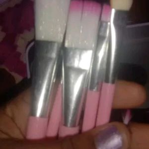 Combo makeup Brushes (Pink ) /-70