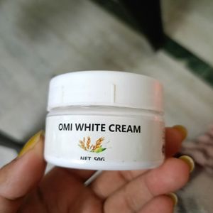 Omi Whitening Cream