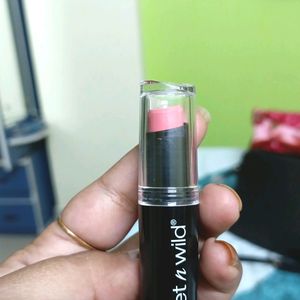 New Unused wet N wild Lipstick