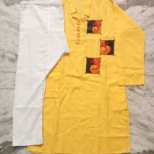 Handmade Fabric Painting Kurta Pyjama Set