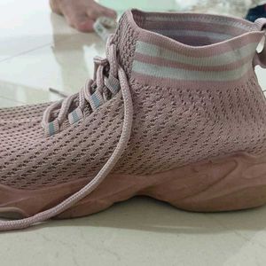 Good Causal Shoes for Women