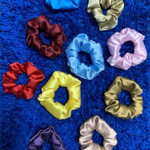 Set Of 12 Random Scrunchies