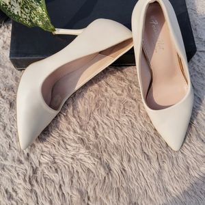 Classy Heel For Women