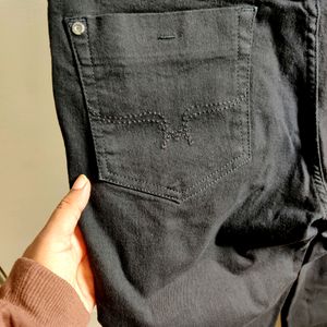 Roadster Mid Rise Skinny Fit Black Jeans