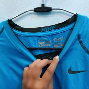 🇬🇧 Nike Pro Imported Tshirt