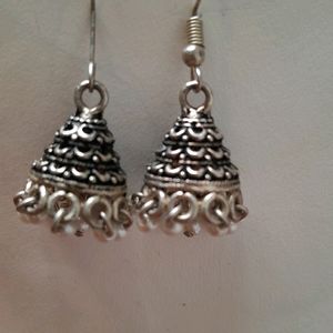 Jhumka