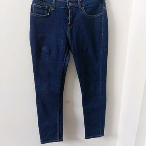 Blue Jeans Skinny Fit Stretchable Material