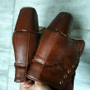 Vintage Brown Boots