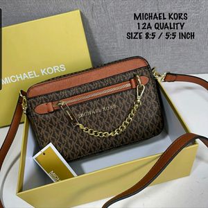 Micheal kors Slingbags