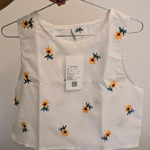 White Floral Embroidered Cotton Crop Top