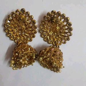 Combo Of  Pearl Bangle Set And A Golden Jumka