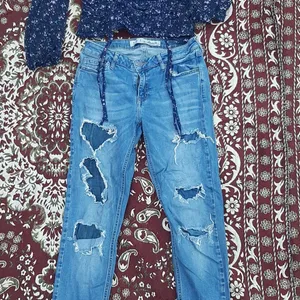 Blue Colour Ripped Jeans With Top