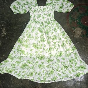 Beautiful Green And White Flower Frock.