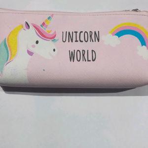 NEW UNICORN WORLD POUCH 🦄