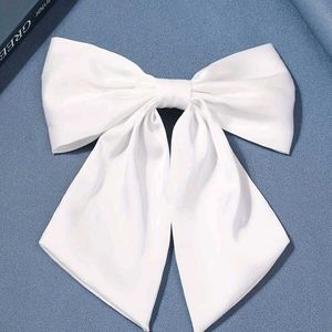 Soft Girl Bow Clip