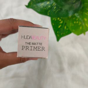 Huda Beauty the Matte Primer