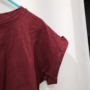 Plain Maroon Cropped Tee