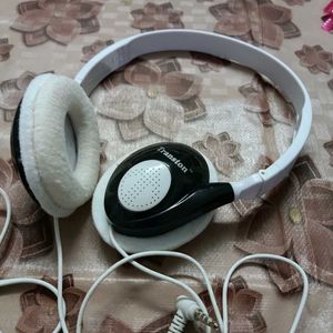 Wired Headphones For Laptop And Mobile ....