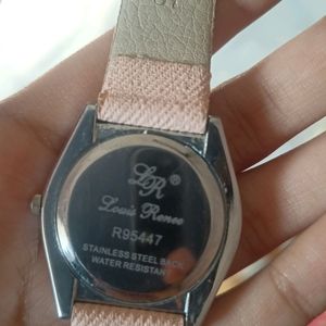 Girls Watch