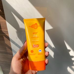 Aqualogica Dewy Sunscreen