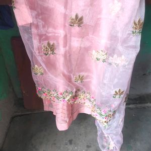 Beautiful Suit With Organza Dupatta