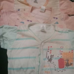 New Born Baby Clothe Combo 6 Langot Cap Tshirt Etc