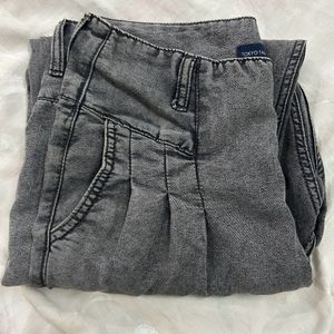 Tokyo Talkies Jean