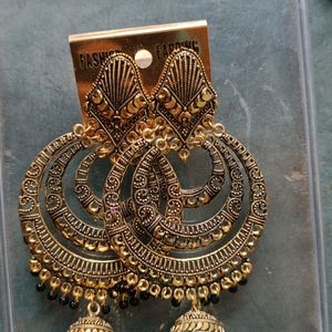 Gold Earring