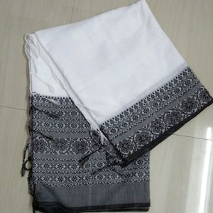 Pure Cotton Saree (Black 🖤 White 🤍)