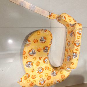 Babyhug Cotton Feeding Pillow