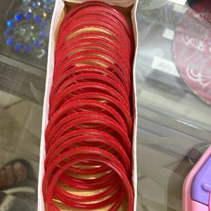 Red Velvet Glass Bangles