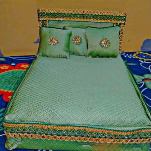 Laddu Gopal Beautiful Bed