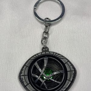 Doctor strange eye of Agamotto keychain marvel key