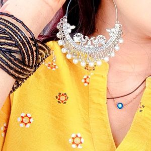 Silver-Toned Oxidised/Oxidized White Bead EarringN