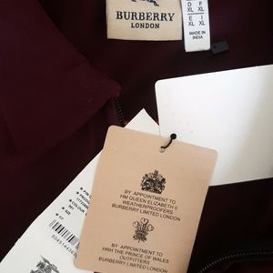 Burberry Tshirt XL