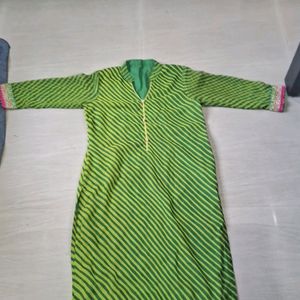 Green Kurti