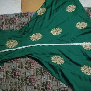 ❣️✨Wonderful Green Ethnic Gown💚✨