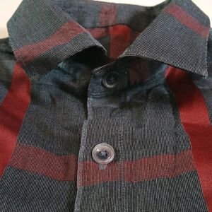 Casual Shirt For Men With Half Sleeves