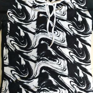 Abstract Swirl Black And White Long Sleeve Top