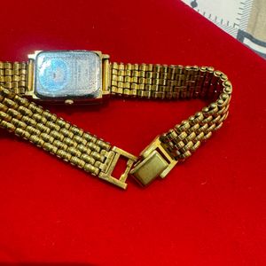 Lamex Golden Watche For Women