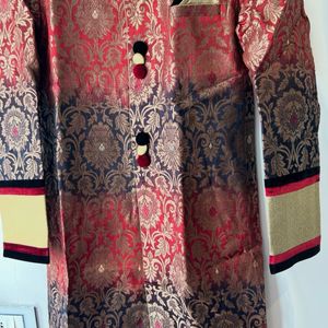 Manyavar Red Golden M Size Jodhpuri