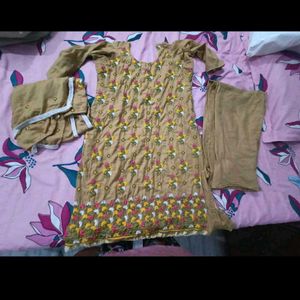 Embroidered Kurti With Dupatta